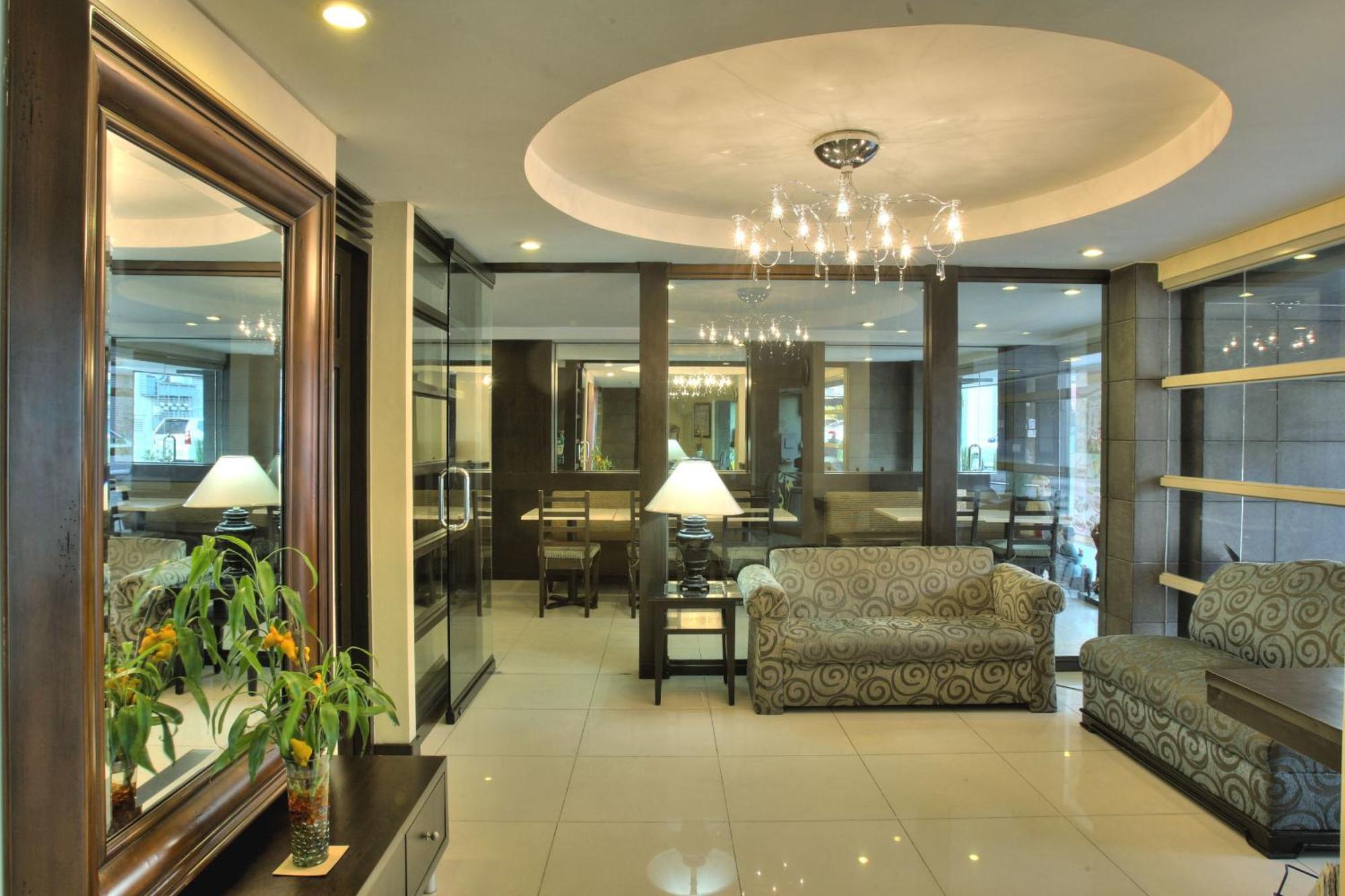 Fersal Hotel Neptune Makati Makati City Dış mekan fotoğraf