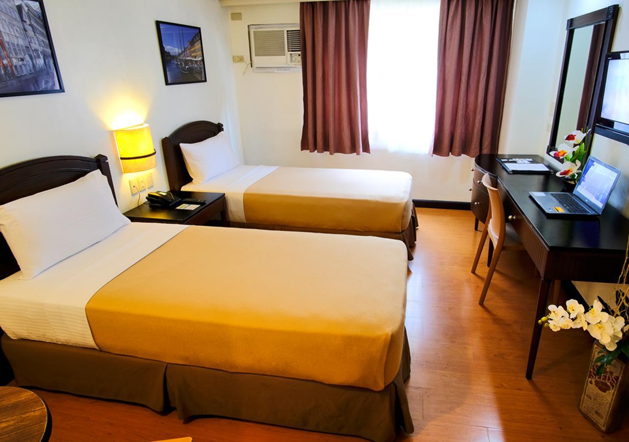 Fersal Hotel Neptune Makati Makati City Dış mekan fotoğraf